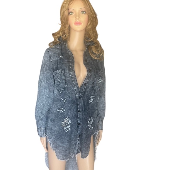 Thrill Jeans Hi Low Denim 
Shirt Women Dark Gray Acid
Wash Destroyed size M - Picture 3 of 15